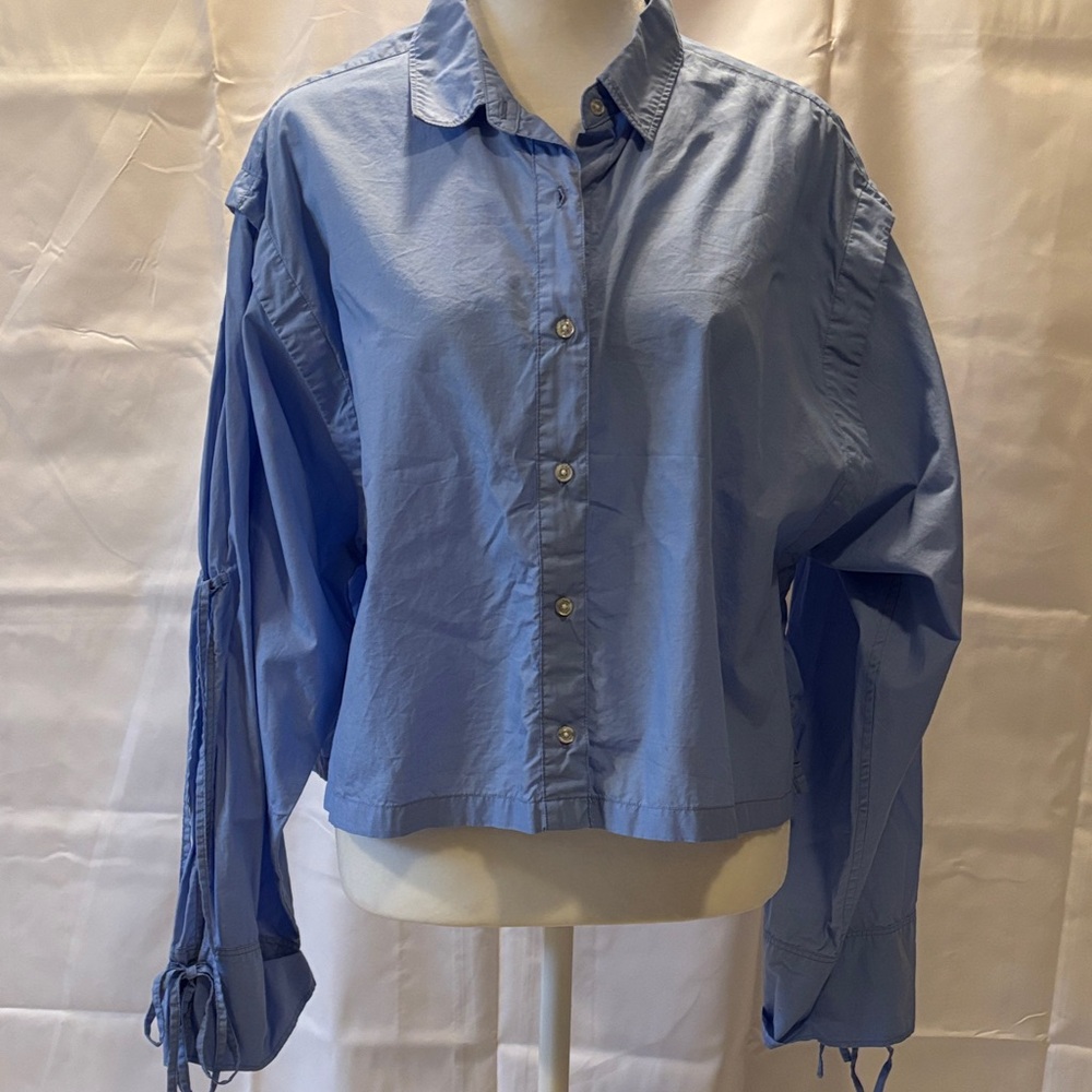 Nike And …Blue Short Sleeve Shirt - see measurements